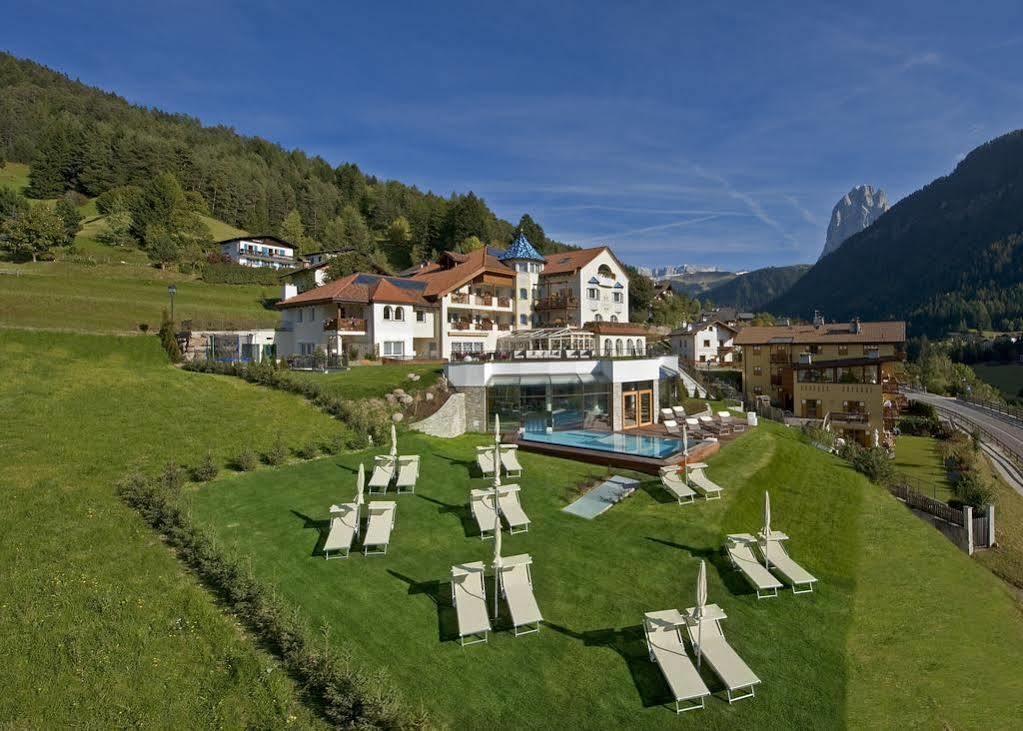 Alpenheim Charming & Spa Hotel Ortisei Exterior photo